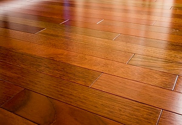 Wood floor after low-moisture deep cleaning in a Mesa AZ home